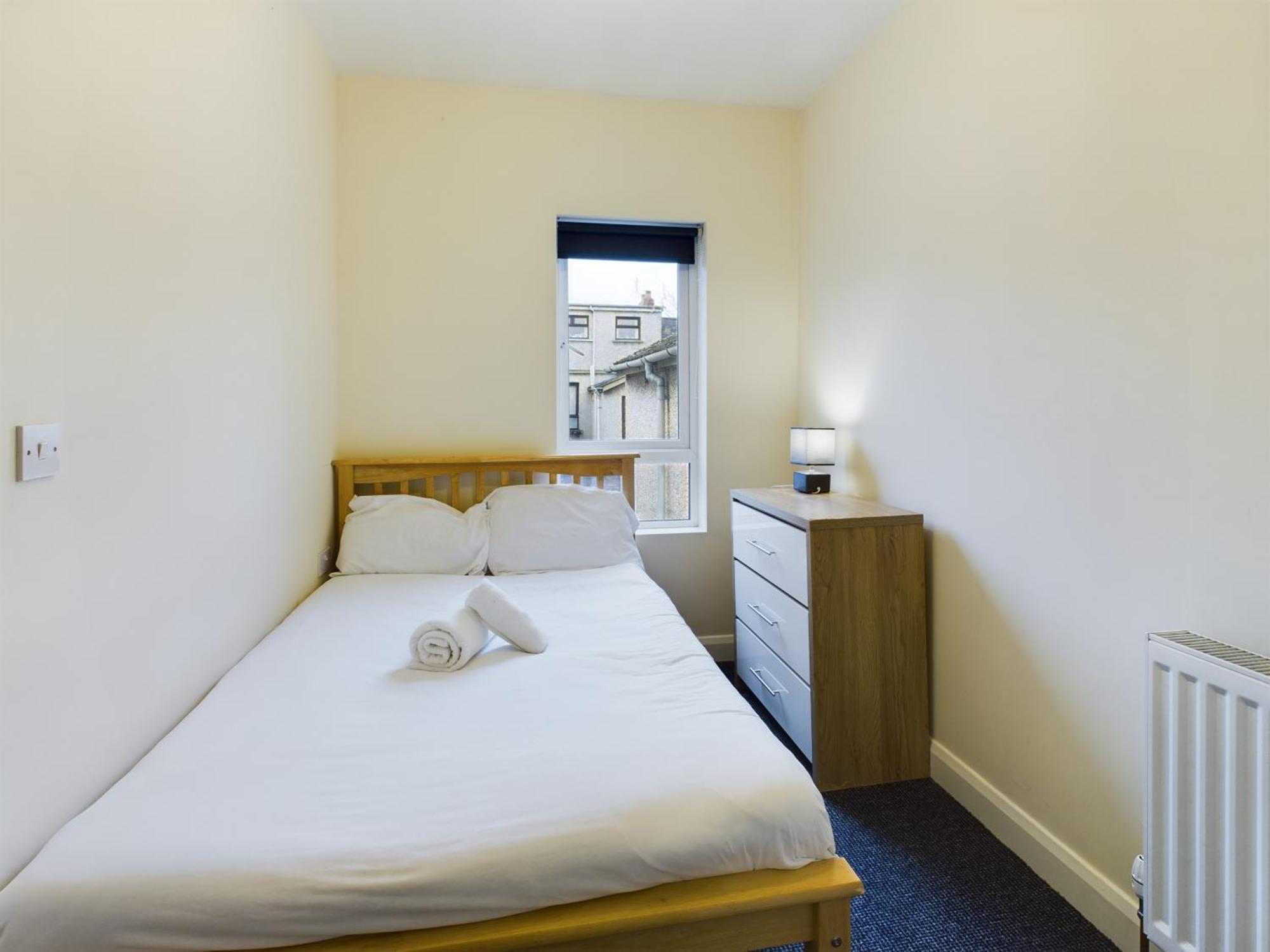 New! Classic 3br House Just 15 Mins To Centre *